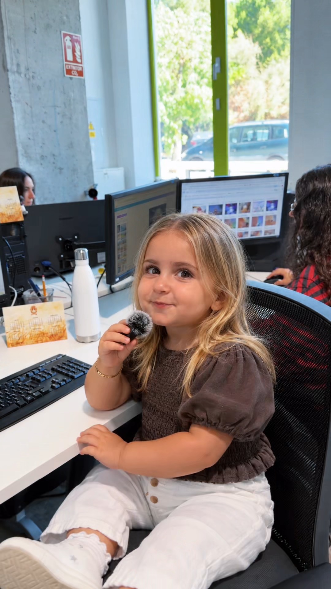¿Cuánto tiempo lleva el equipo de Naftic en la empresa? 👶🏻
Y lo que es más imporante... ¿Llegarán a vengarse de la CM?
Somos Naftic, una empresa repleta de talento joven. Una agencia con personalidad y experiencia. Un hogar para todos los que formamos parte de esto. Tienes una idea? Ven a vernos, la haremos realidad👋🏻
📞 957 32 60 47
📧contacto@naftic.com
📝www.naftic.com
#Naftic #DiseñoWeb #MarketingDigital #CordobaEsp #córdobaespaña